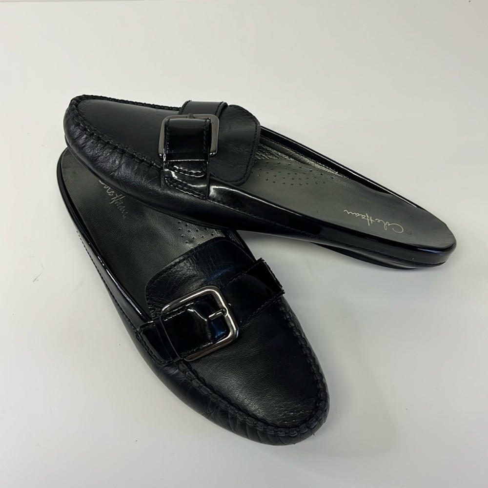 COLE HAAN